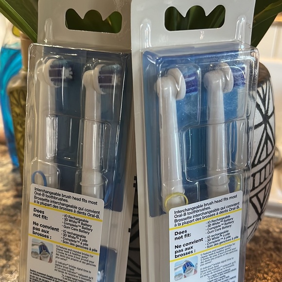 ๐ Set of 2 Oral B replacement Brush heads (total of 6 heads), new in packaging - Picture 5 of 10